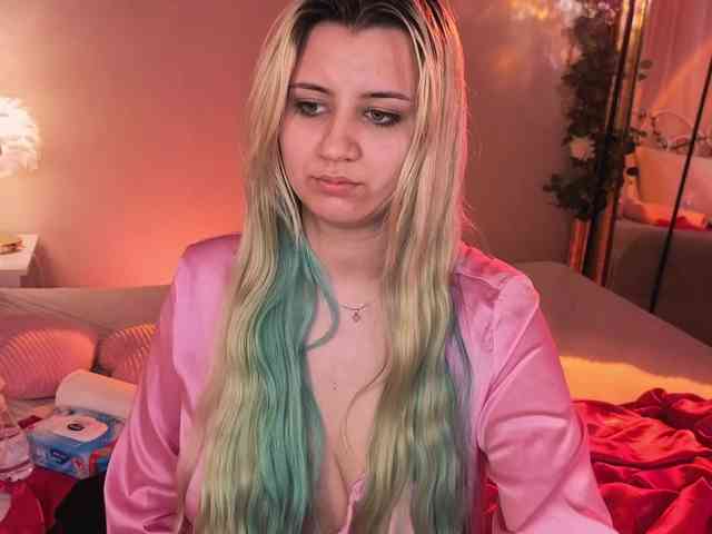 EmmaBuns webcam