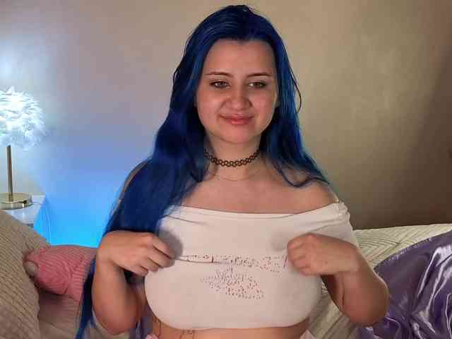 EmmaBuns webcam