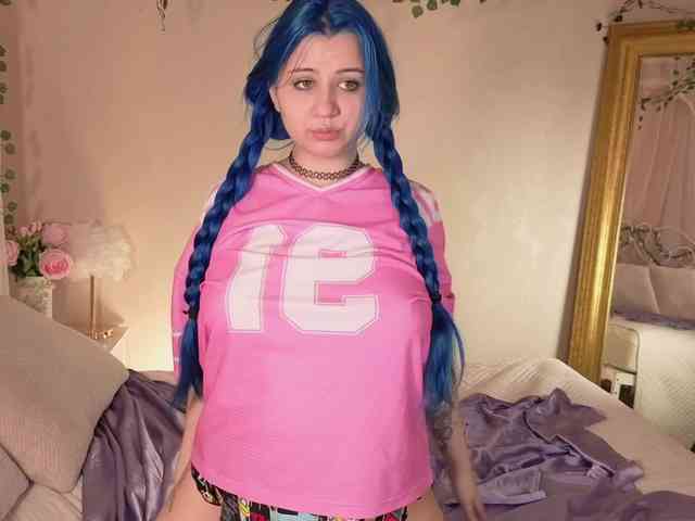 EmmaBuns webcam