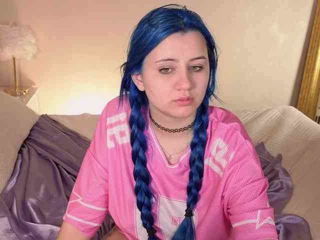 EmmaBuns webcam