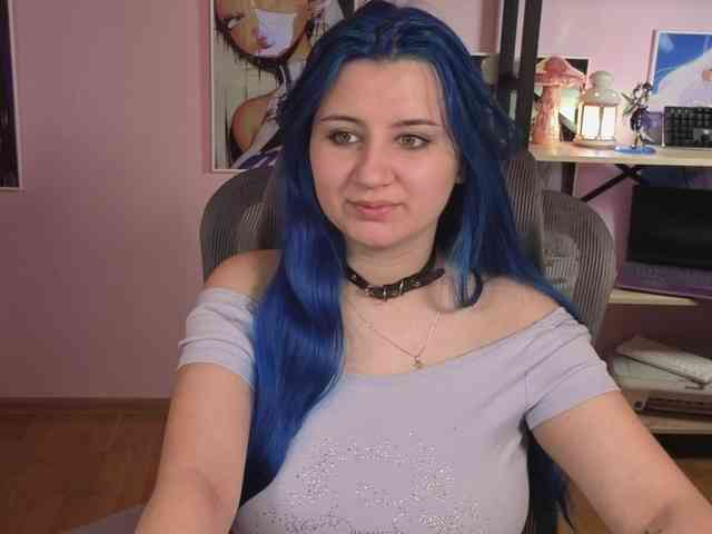 EmmaBuns webcam