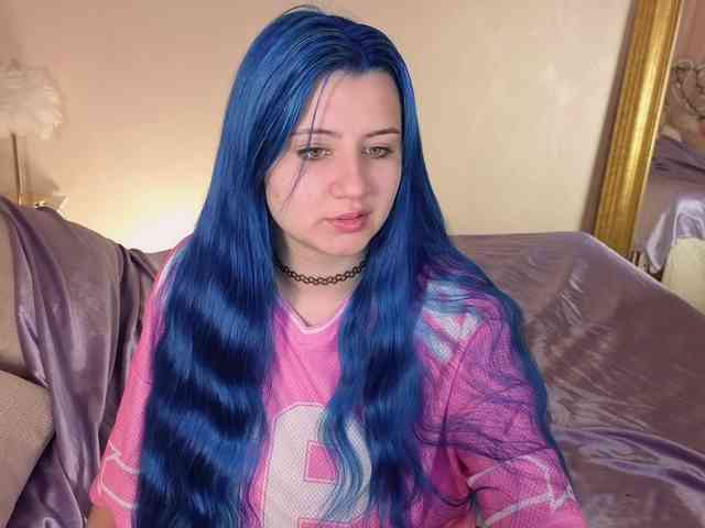 EmmaBuns webcam