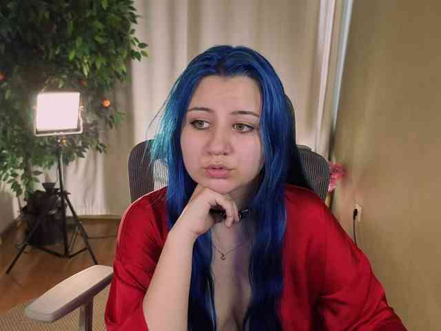 EmmaBuns webcam
