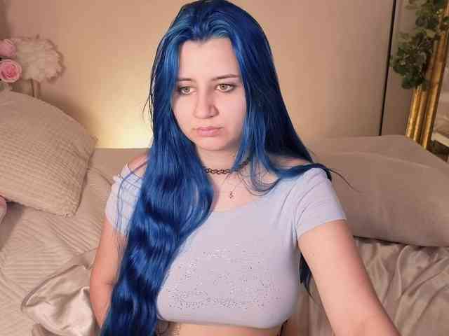 EmmaBuns webcam