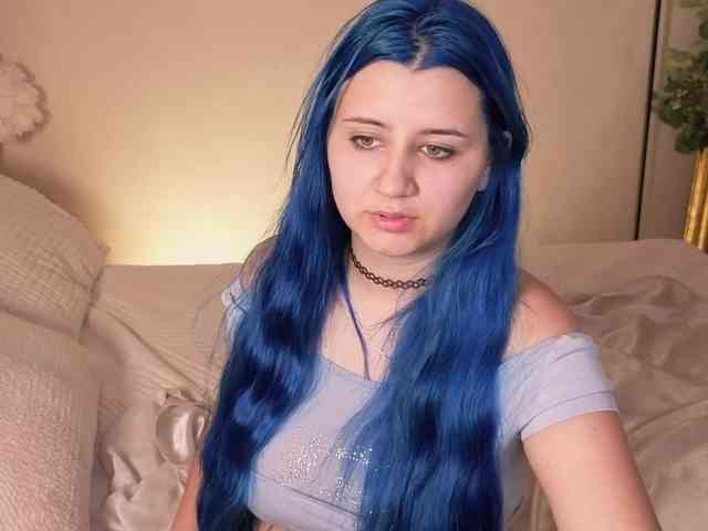 EmmaBuns webcam