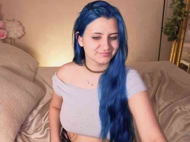 EmmaBuns webcam