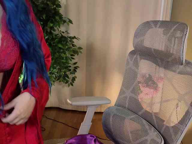 EmmaBuns webcam