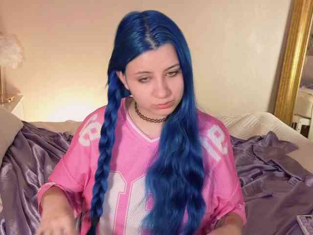 EmmaBuns webcam