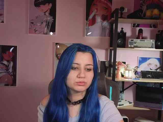 EmmaBuns webcam