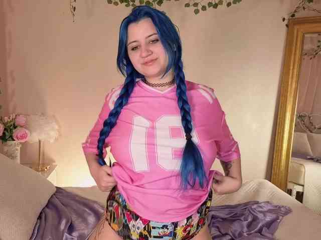 EmmaBuns webcam