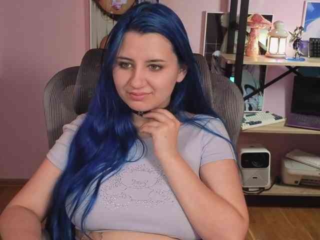 EmmaBuns webcam