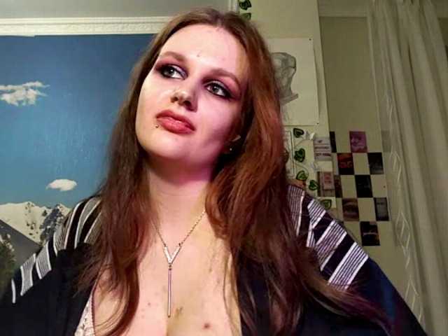 VirgieTaker live cam on BongaCams