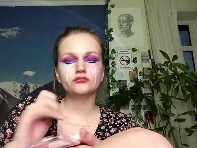 VirgieTaker live cam on BongaCams