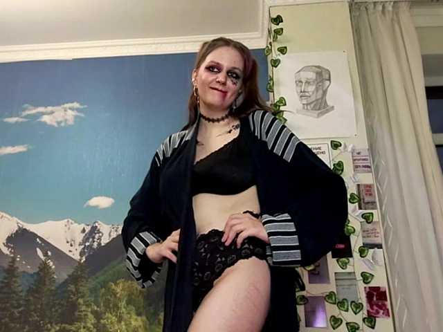 VirgieTaker live cam on BongaCams