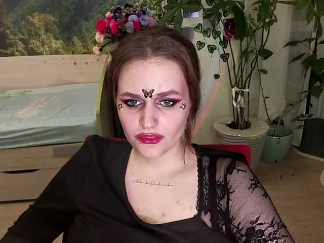 VirgieTaker live cam on BongaCams
