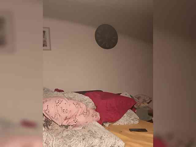 Badbunny10 webcam