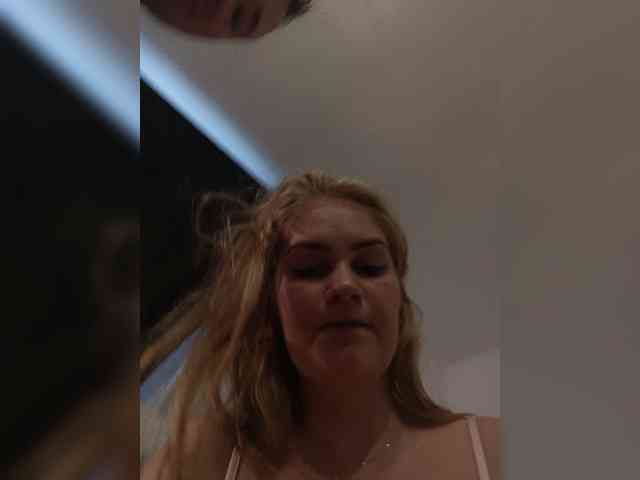 Badbunny10 webcam