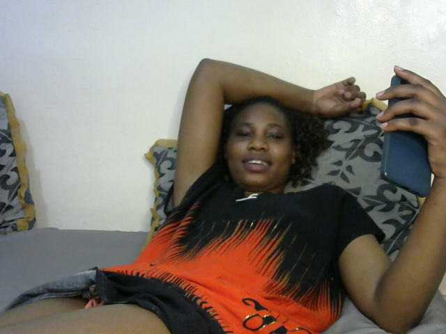 Sasyqueen live cam on BongaCams