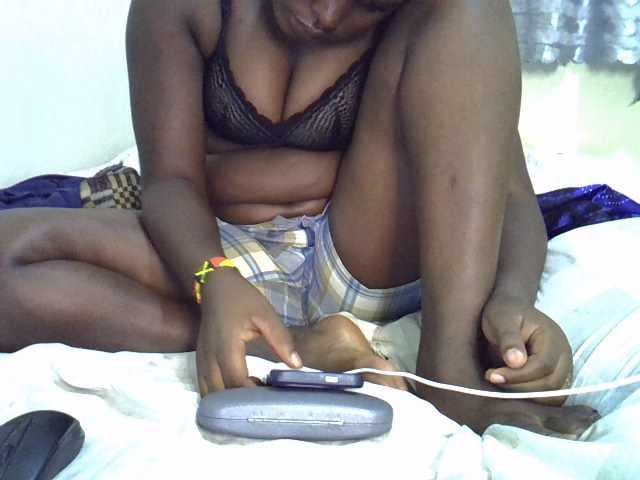 Sasyqueen live cam on BongaCams
