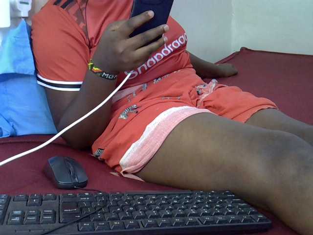 Sasyqueen live cam on BongaCams