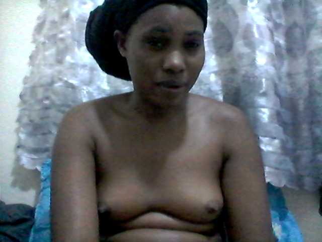 Sasyqueen live cam on BongaCams