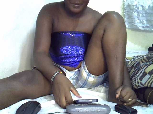 Sasyqueen live cam on BongaCams