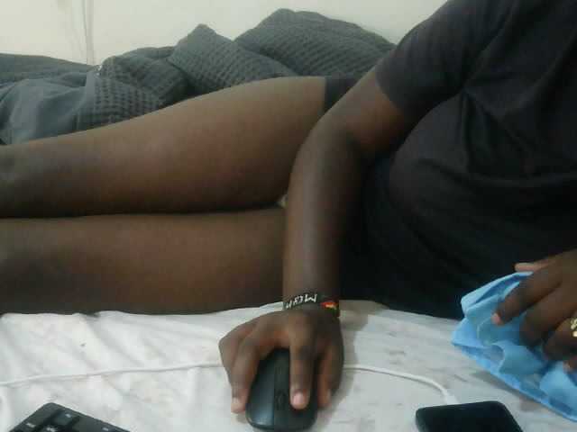 Sasyqueen live cam on BongaCams