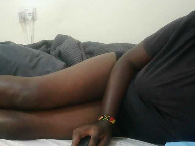 Sasyqueen live cam on BongaCams