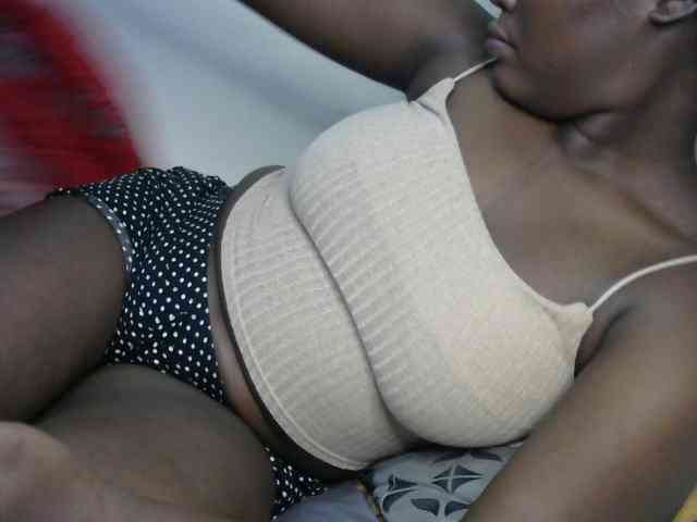 Sasyqueen webcam