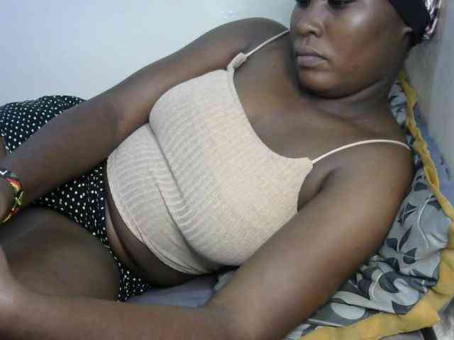 Sasyqueen webcam