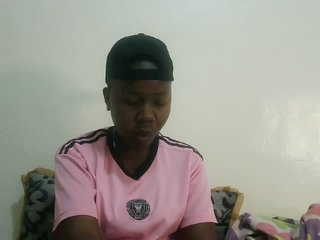Blackdoll1's Live Webcam