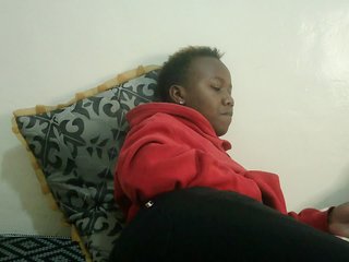 Blackdoll1's Live Webcam