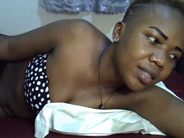 Blackdoll1 live cam on BongaCams