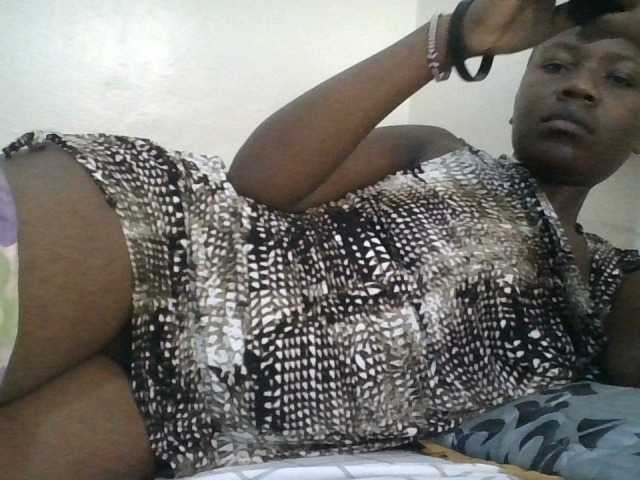 Blackdoll1 live cam on BongaCams