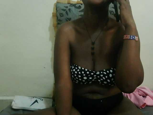 Blackdoll1 live cam on BongaCams