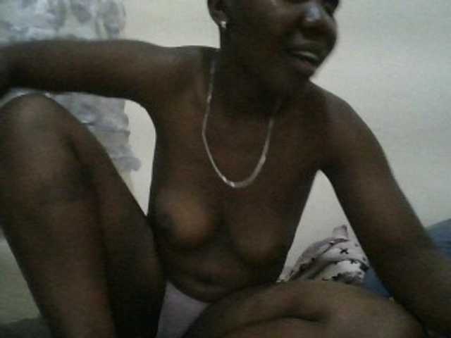 Blackdoll1 live cam on BongaCams