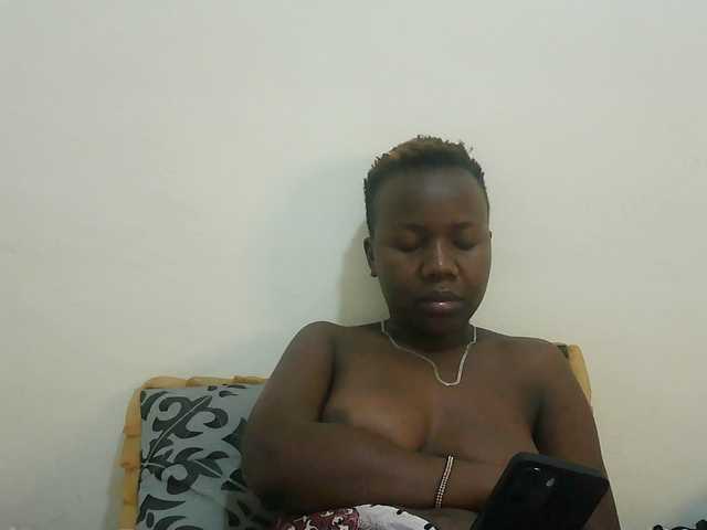 Blackdoll1 live cam on BongaCams