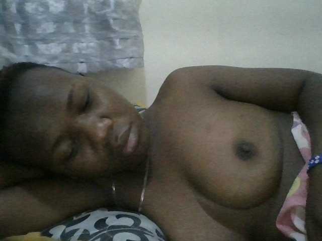 Blackdoll1 live cam on BongaCams