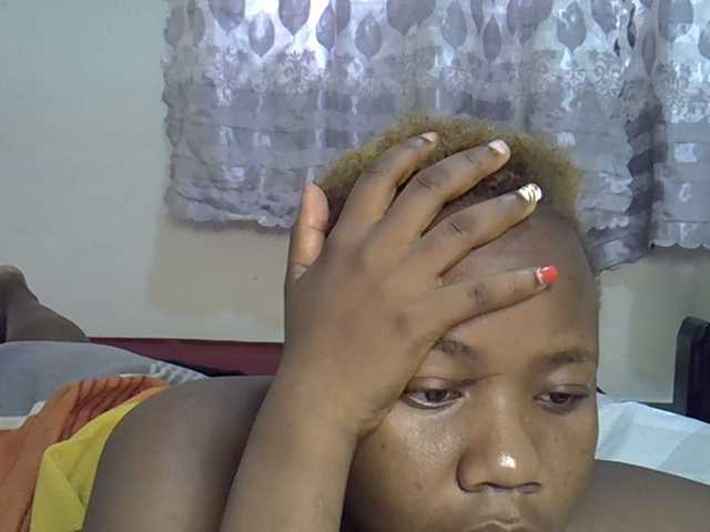 Blackdoll1 live cam on BongaCams
