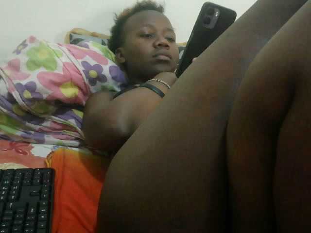 Blackdoll1 live cam on BongaCams