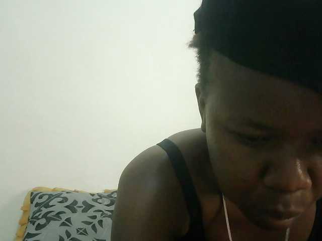 Blackdoll1 live cam on BongaCams
