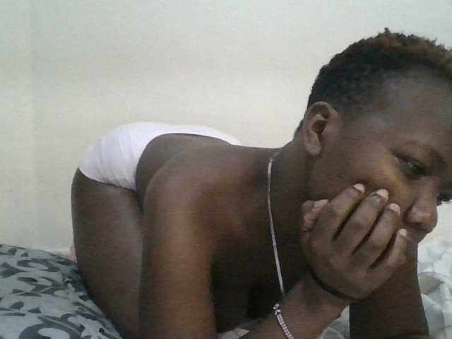Blackdoll1 live cam on BongaCams