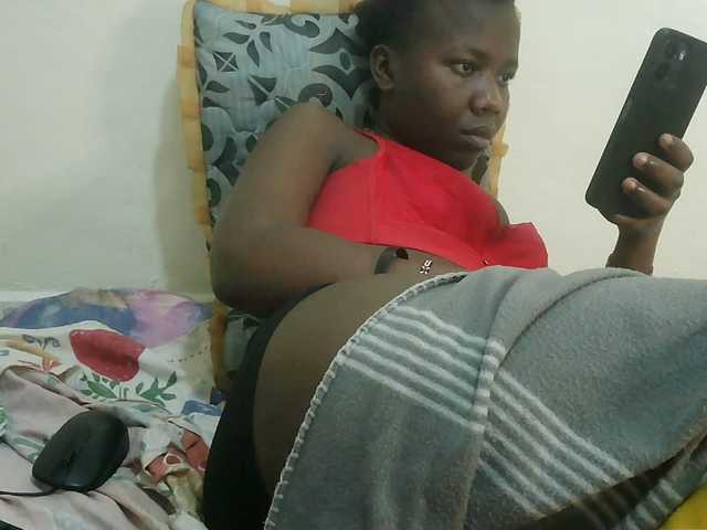 Blackdoll1 live cam on BongaCams