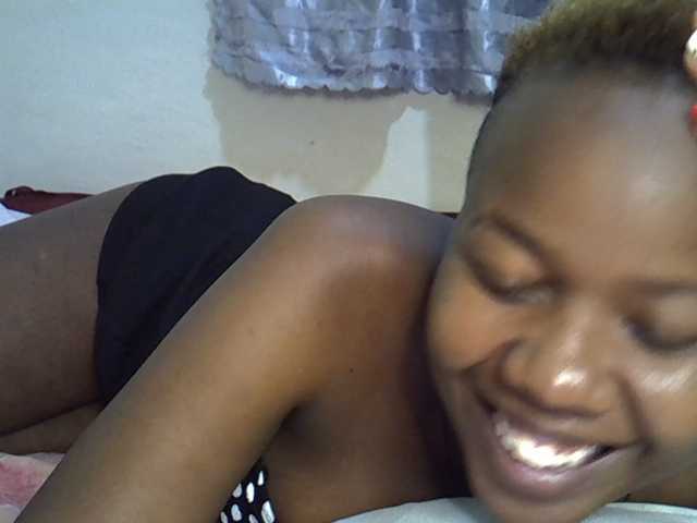 Blackdoll1 live cam on BongaCams