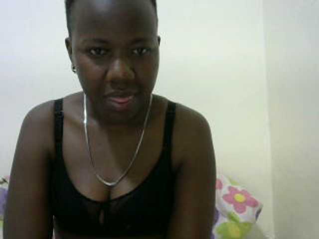 Blackdoll1 live cam on BongaCams