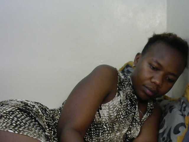 Blackdoll1 live cam on BongaCams