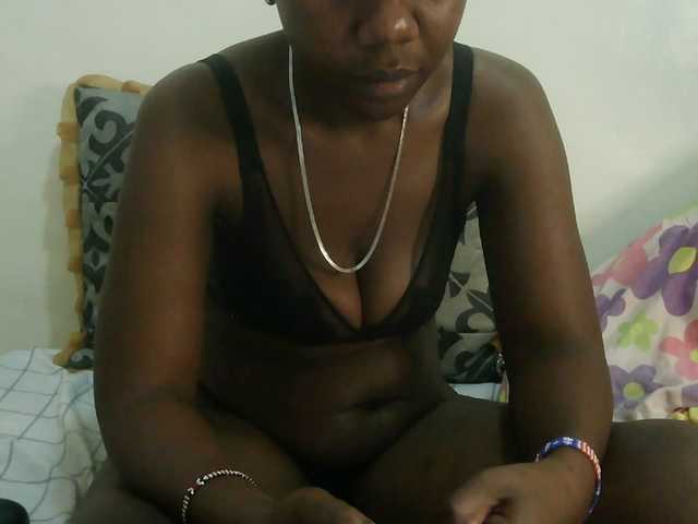 Blackdoll1 live cam on BongaCams