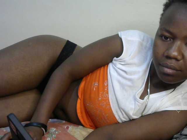 Blackdoll1 live cam on BongaCams