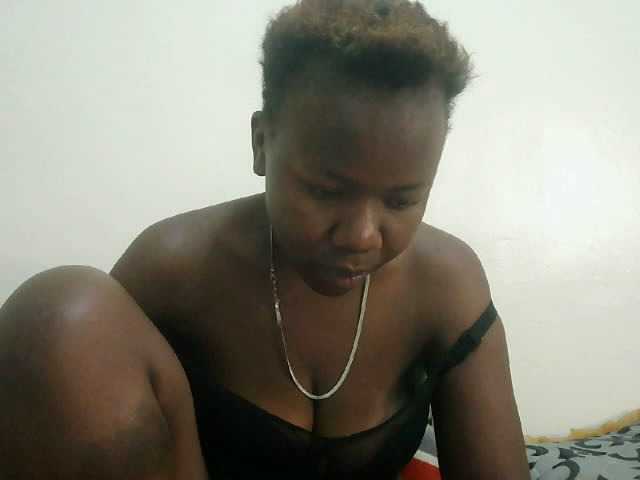 Blackdoll1 live cam on BongaCams