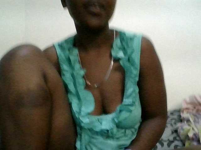 Blackdoll1 live cam on BongaCams
